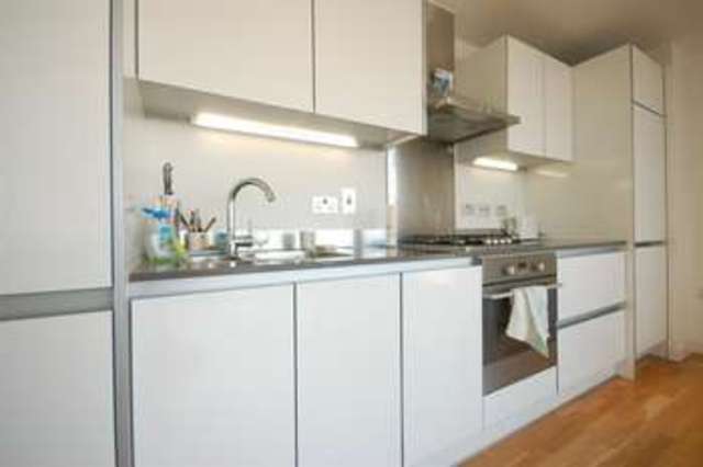  Image of 2 bedroom Property to rent in Chatham Street Reading RG1 at Chatham Street Reading Reading, RG1 7LF