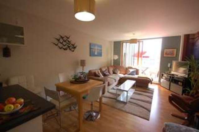  Image of 2 bedroom Property to rent in Chatham Street Reading RG1 at Chatham Street Reading Reading, RG1 7LF