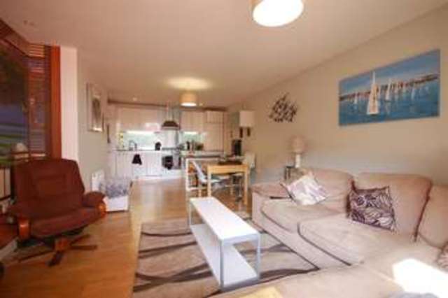  Image of 2 bedroom Property to rent in Chatham Street Reading RG1 at Chatham Street Reading Reading, RG1 7LF