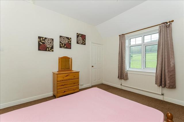  Image of 2 bedroom Terraced house to rent in Chatsworth Road Rowsley Matlock DE4 at Chatsworth Road Rowsley MATLOCK, DE4 2EJ