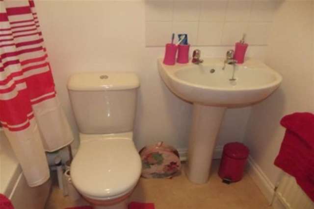  Image of 1 bedroom Flat to rent in Lindsells Walk Chatteris PE16 at Chatteris, PE16 6PW