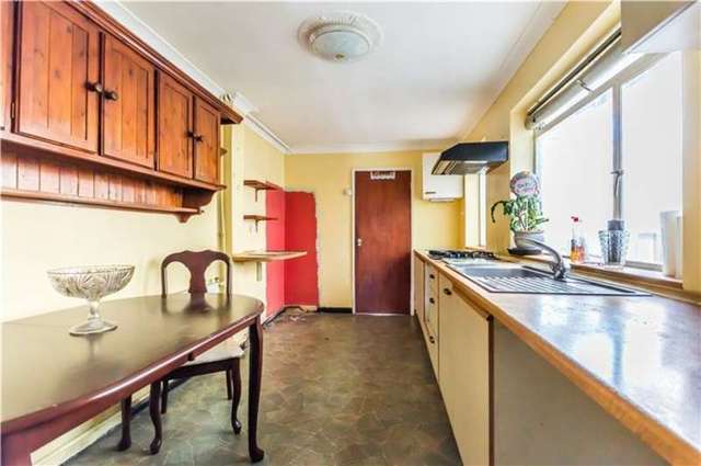  Image of 3 bedroom Terraced house for sale in Cherry Hinton Road Cherry Hinton Cambridge CB1 at Cambridge, CB1 7BX