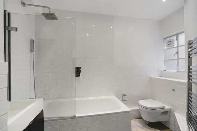  Image of 2 bedroom Flat to rent in Chelsea Manor Street London SW3 at Chesil Court  Chelsea Manor Street, SW3 5QP