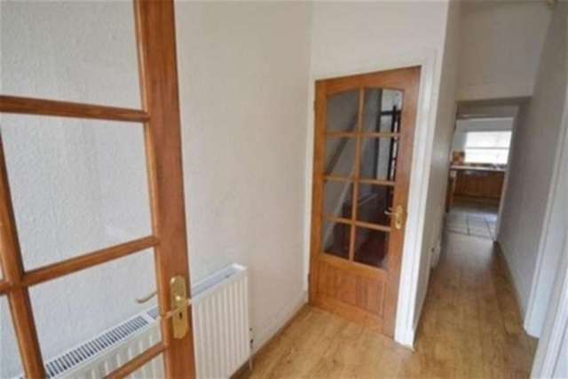 Image of 4 bedroom Detached house to rent in Chestnut Grove Wavertree Liverpool L15 at Liverpool, L15 8HS