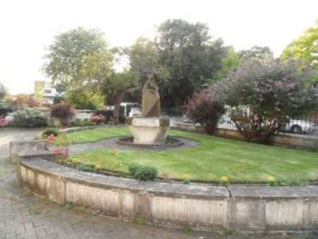  Image of 8 bedroom Detached house to rent in Christ Church Road Berrylands Surbiton KT5 at Christ Church Road  Surbiton, KT5 8JJ