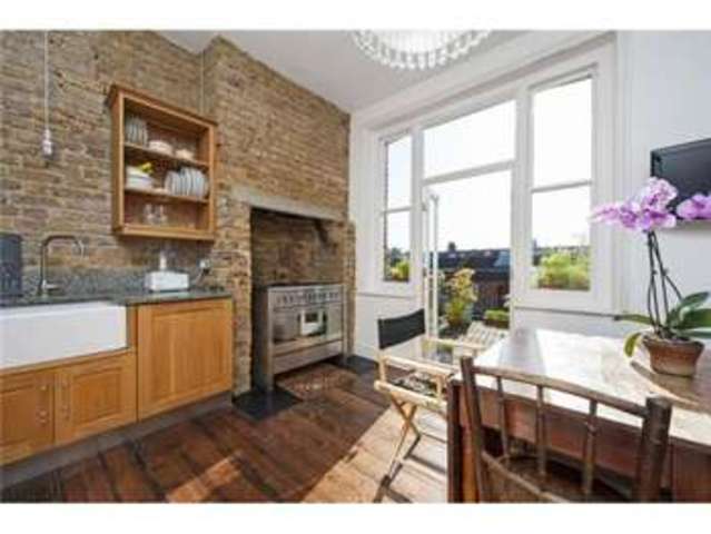  Image of 4 bedroom Flat for sale in Church Road London SW13 at Church Road  Barnes, SW13 0DQ
