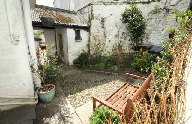  Image of 3 bedroom End of Terrace for sale in Church Street Modbury Ivybridge PL21 at Church Street Modbury Ivybridge, PL21 0QW