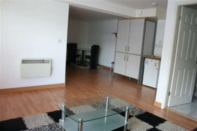  Image of 1 bedroom Flat to rent in Leylands Road Leeds LS2 at Leeds, LS2 7JS