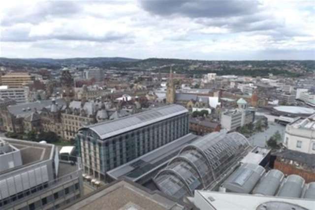  Image of 2 bedroom Flat to rent in St. Pauls Square Sheffield S1 at Sheffield, S1 2LL