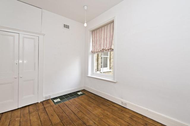  Image of 3 bedroom Property to rent in Nightingale Lane London SW4 at Clapham Mansions  Nightingale Lane, SW4 9AQ