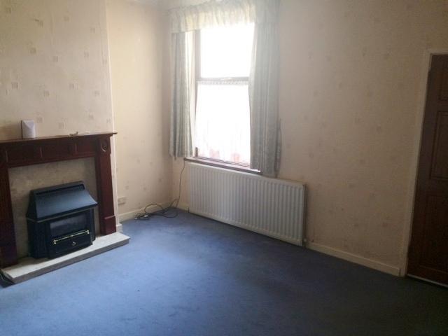  Image of 3 bedroom Terraced house to rent in Waterloo Road Smethwick B66 at Smethwick  Birmingham, B66 4JU