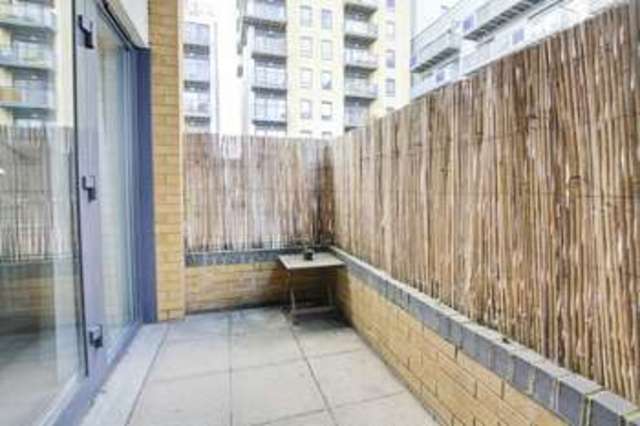 Image of 1 bedroom Flat for sale in Claremont Street London SE10 at Claremont Street  Greenwich, SE10 9LH