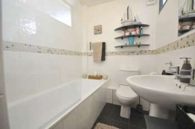  Image of 1 bedroom Flat for sale in Clarence Square Cheltenham GL50 at Clarence Square  Cheltenham, GL50 4JN