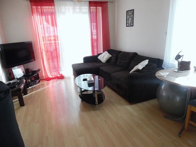  Image of 2 bedroom Flat for sale in Cleeve Way Sutton SM1 at Cleeve Way  SUTTON, SM1 3TX