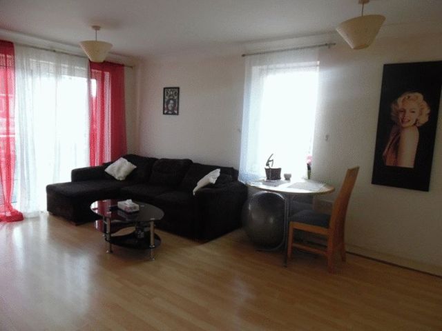  Image of 2 bedroom Flat for sale in Cleeve Way Sutton SM1 at Cleeve Way  SUTTON, SM1 3TX