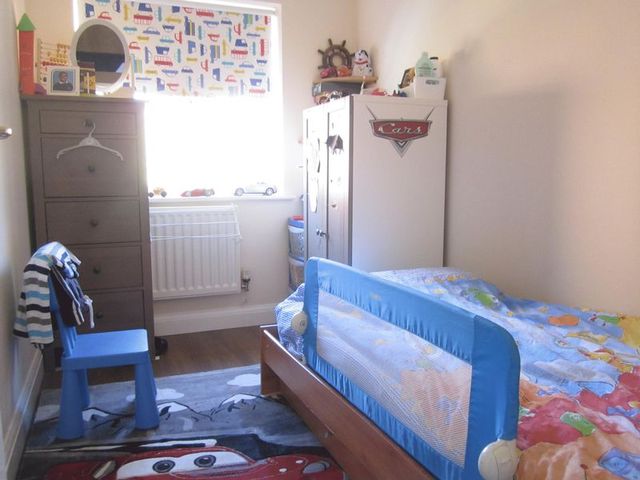  Image of 3 bedroom Semi-Detached house to rent in Clifton Moor Oakhill Milton Keynes MK5 at Clifton Moor Oakhill Milton Keynes, MK5 6FZ