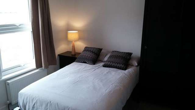  Image of 1 bedroom Detached house to rent in Clifton Street Reading RG1 at Reading Berkshire Reading, RG1 7YE
