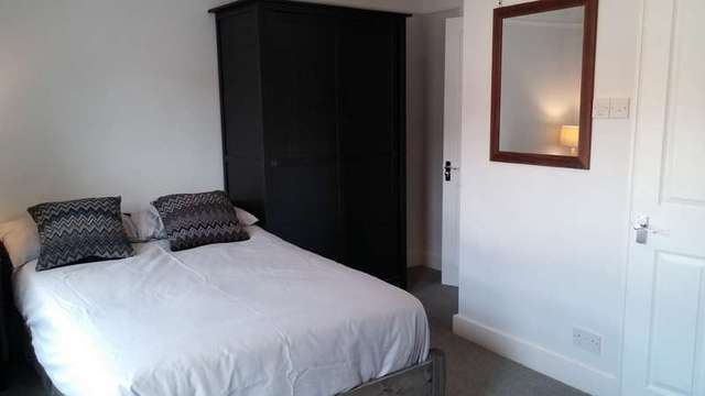  Image of 1 bedroom Detached house to rent in Clifton Street Reading RG1 at Reading Berkshire Reading, RG1 7YE