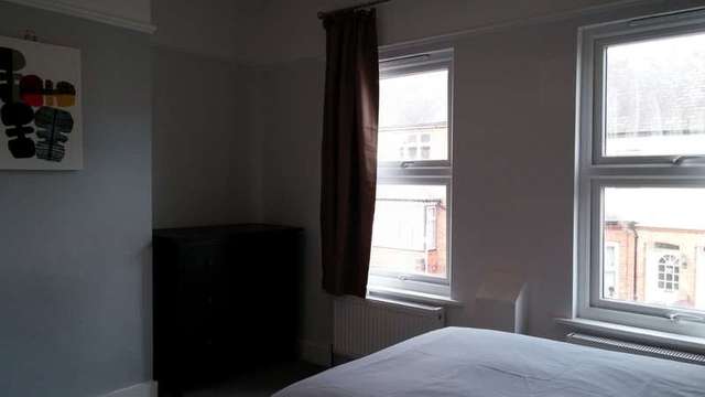  Image of 1 bedroom Detached house to rent in Clifton Street Reading RG1 at Reading Berkshire Reading, RG1 7YE