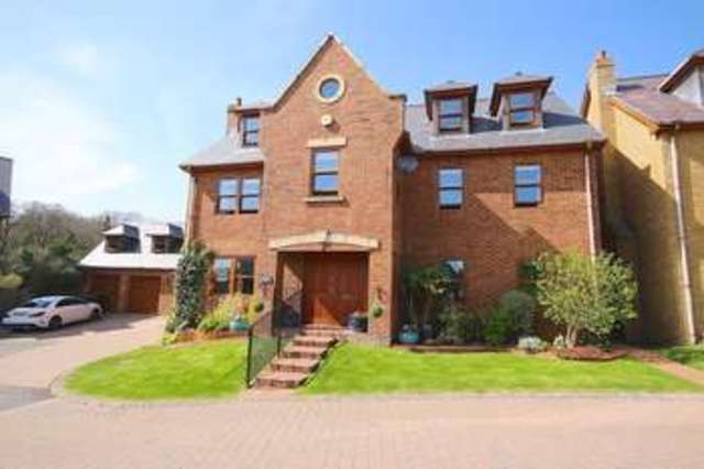  Image of 5 bedroom Detached house for sale in Coed Y Wenallt Rhiwbina Cardiff CF14 at Coed Y Wenallt Rhiwbina Cardiff, CF14 6TN