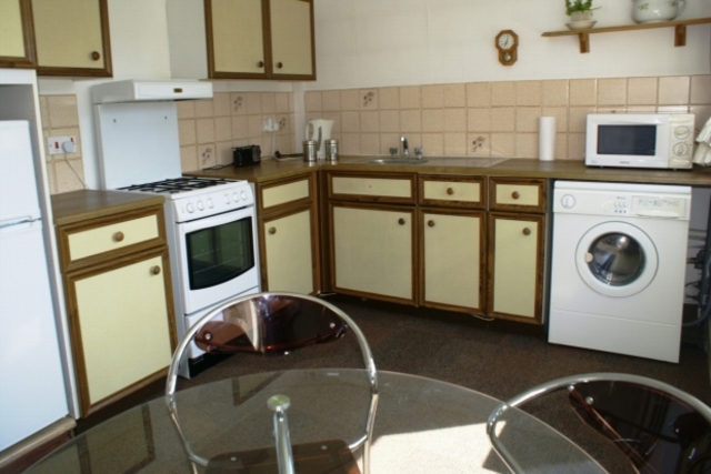  Image of 2 bedroom Semi-Detached house for sale in Laurel Hill View Colton Leeds LS15 at LAUREL HILL VIEW COLTON LEEDS, LS15 9EN