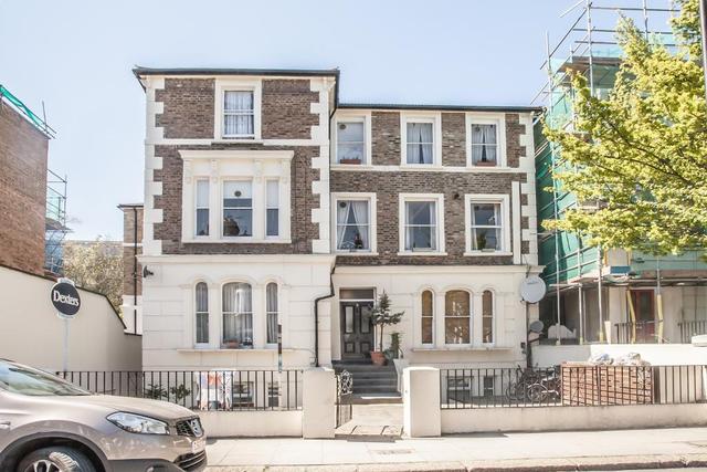  Image of 1 bedroom Flat for sale in Coningham Road London W12 at Shepherds Bush  London, W12 8BP