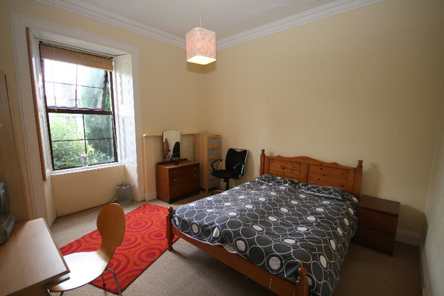  Image of 2 bedroom Flat to rent in Constitution Road Dundee DD1 at City Centre Dundee Dundee, DD1 1LA