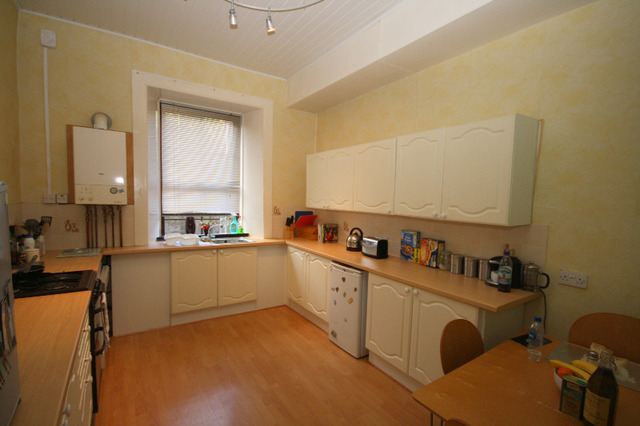  Image of 2 bedroom Flat to rent in Constitution Road Dundee DD1 at City Centre Dundee Dundee, DD1 1LA
