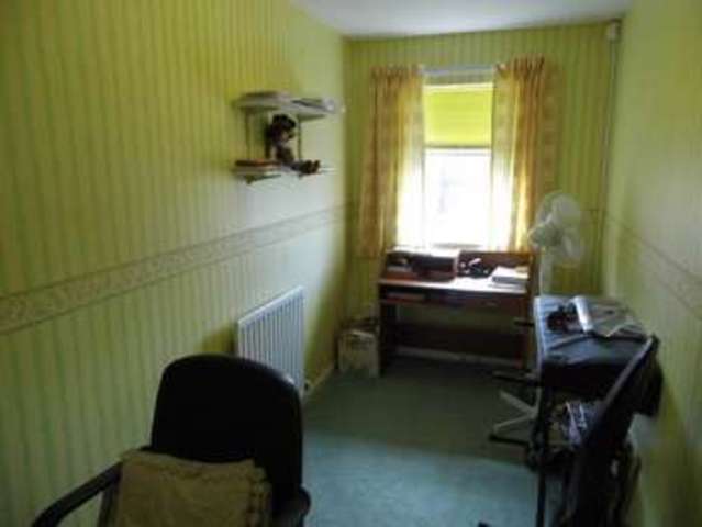  Image of 3 bedroom Town House for sale in Copeland Brownsover Rugby CV21 at Rugby Warwickshire Rugby, CV21 1NL
