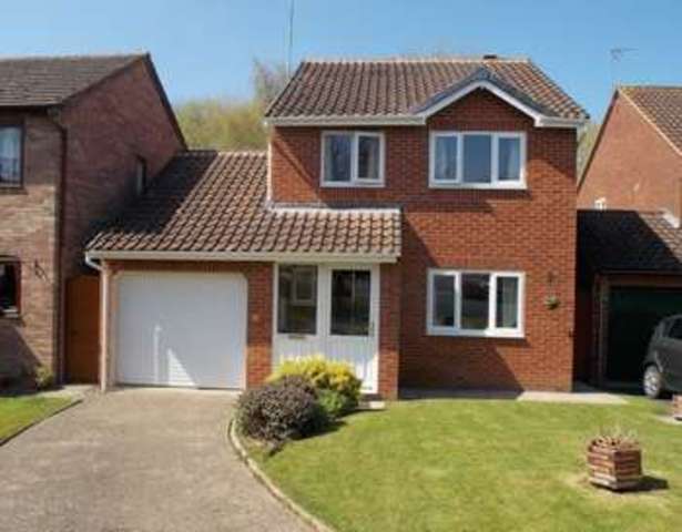  Image of 3 bedroom Detached house for sale in Coppice Close Droitwich WR9 at Coppice Close  Droitwich, WR9 9JD