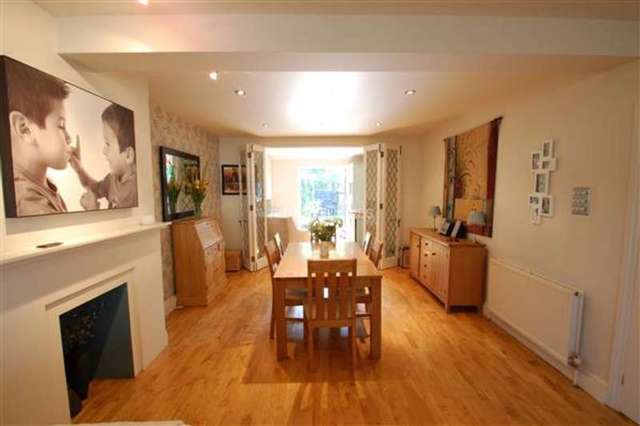  Image of 4 bedroom Semi-Detached house to rent in Copthall Drive London NW7 at Mill Hill, NW7 2NB