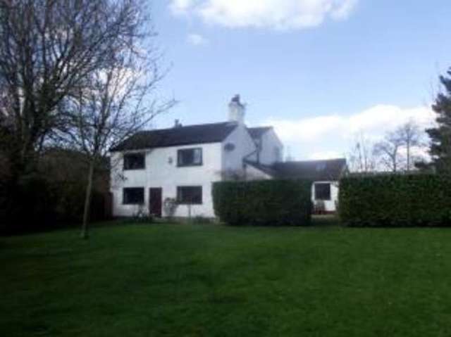  Image of 4 bedroom Detached house for sale in Cross Lane Croft Warrington WA3 at Croft Warrington Risley, WA3 7AP