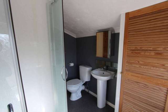  Image of 2 bedroom Terraced house to rent in Cross Lane West Gravesend DA11 at Cross Lane West  Gravesend, DA11 7PY