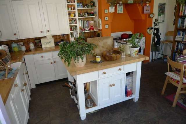  Image of 4 bedroom Semi-Detached house for sale in Crumlin Road Pontypool NP4 at Pontypool, NP4 6AT