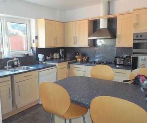  Image of 4 bedroom Detached house for sale in Crutches Lane Rochester ME2 at Crutches Lane Rochester ME2 3UH  Strood, ME2 3UH