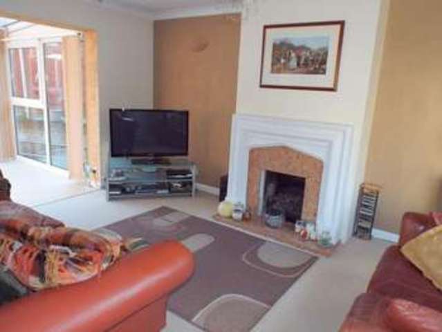  Image of 4 bedroom Detached house for sale in Crutches Lane Rochester ME2 at Crutches Lane Rochester ME2 3UH  Strood, ME2 3UH
