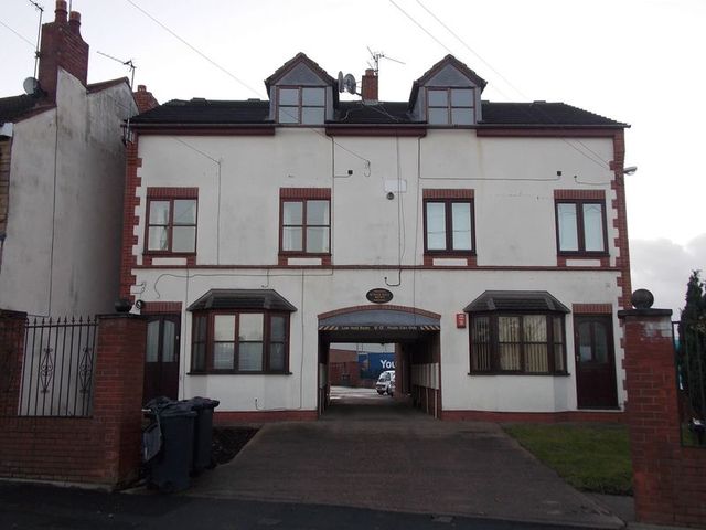  Image of 1 bedroom Flat to rent in Darlaston Road Darlaston Wednesbury WS10 at Darlaston Road  Wednesbury, WS10 7TD