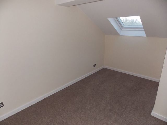  Image of 1 bedroom Flat to rent in Darlaston Road Darlaston Wednesbury WS10 at Darlaston Road  Wednesbury, WS10 7TD