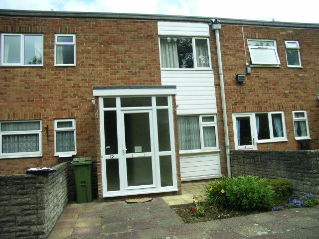  Image of 2 bedroom Flat to rent in Northwood Square Fareham PO16 at Northwood Square Fareham, PO16 7EL