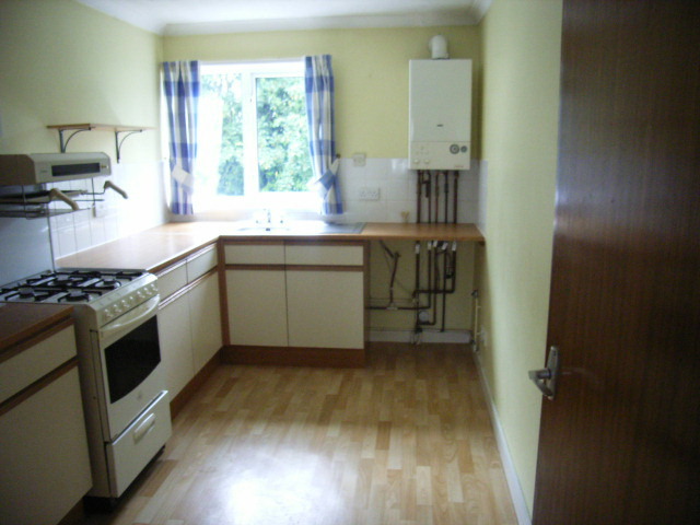  Image of 2 bedroom Flat to rent in Northwood Square Fareham PO16 at Northwood Square Fareham, PO16 7EL