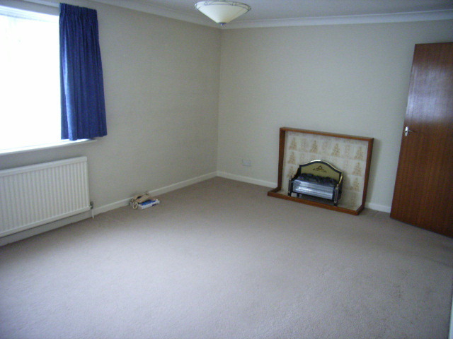  Image of 2 bedroom Flat to rent in Northwood Square Fareham PO16 at Northwood Square Fareham, PO16 7EL