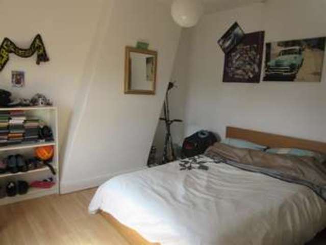  Image of 4 bedroom Property for sale in Derbyshire Lane Hucknall Nottingham NG15 at Derbyshire Lane Nottingham Nottingham, NG15 7GE