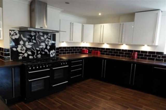  Image of 3 bedroom Bungalow to rent in Dereham Road New Costessey Norwich NR5 at Norwich, NR5 0SQ