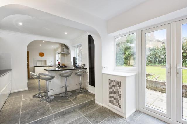 Image of 6 bedroom Bungalow to rent in Derwent Close Claygate Esher KT10 at Claygate Esher Esher, KT10 0RF