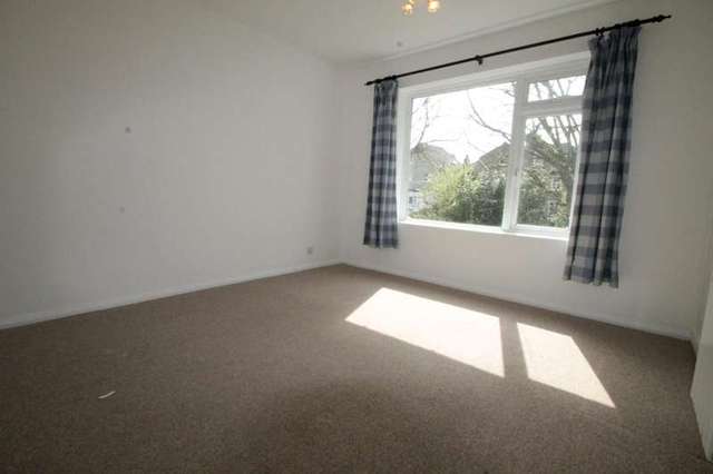  Image of 2 bedroom Flat to rent in Devonshire Avenue Sutton SM2 at Devonshire Avenue  Sutton, SM2 5JJ