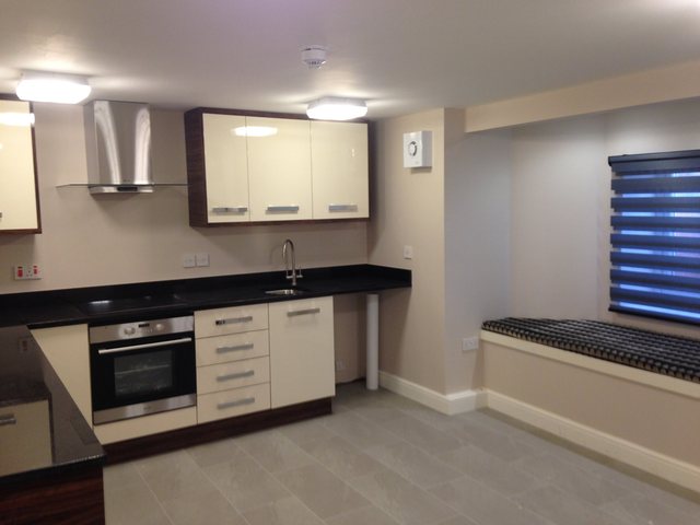  Image of 3 bedroom Flat to rent in Dickenson Road Manchester M14 at Manchester  Manchester, M14 5HS