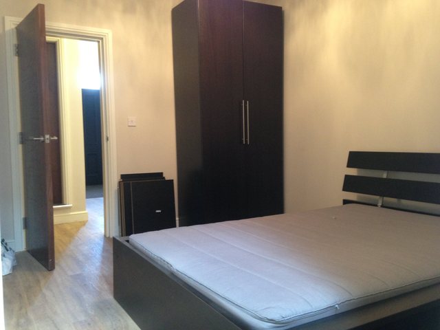  Image of 3 bedroom Flat to rent in Dickenson Road Manchester M14 at Manchester  Manchester, M14 5HS