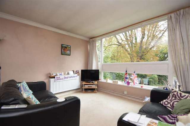  Image of 2 bedroom Apartment to rent in West Hill London SW15 at East Putney, SW15 2UG