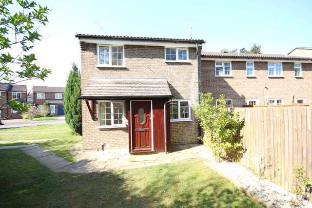  Image of 1 bedroom End of Terrace for sale in Draycott Bracknell RG12 at Draycott  Bracknell, RG12 0UX