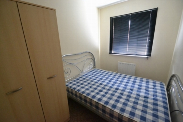  Image of 3 bedroom Semi-Detached house to rent in Drayton Street Manchester M15 at DRAYTON STREET HULME. M15 5LL MANCHESTER, M15 5LL